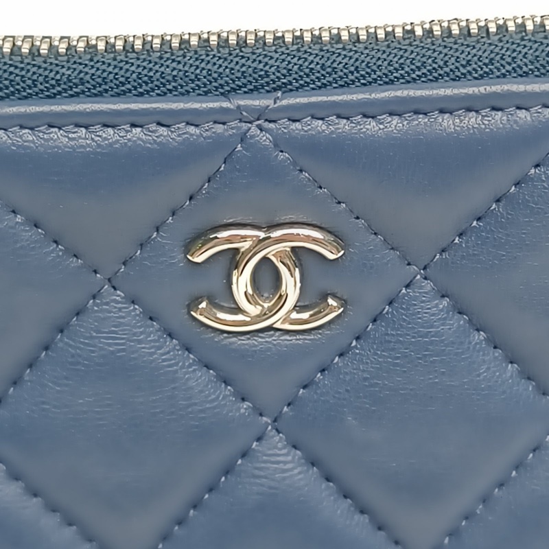 CHANEL CF手拿包大號藍色羊皮22開銀扣-4