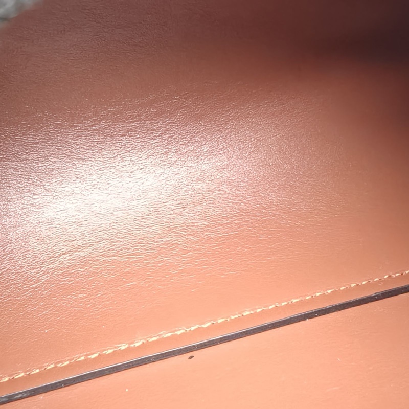 Burberry 巴寶莉格子PVC金扣TheBarrel經典格紋圓筒包-4