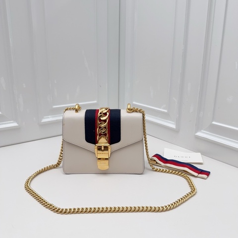 98新Gucci 古驰Sylvie 白色牛皮链条包 