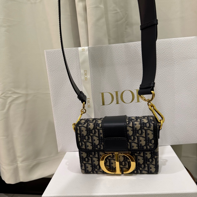 Dior 30 Montaigne藍色老花 CD金扣 斜背包-4