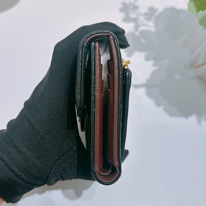 TW4843 Chanel 香奈兒 經典 三摺疊 短銀包 黑金 荔枝皮 Classic Flap Short Wallet Caviar Black x GHW-3