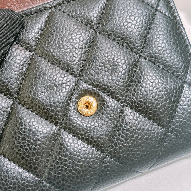 TW4843 Chanel 香奈兒 經典 三摺疊 短銀包 黑金 荔枝皮 Classic Flap Short Wallet Caviar Black x GHW-9