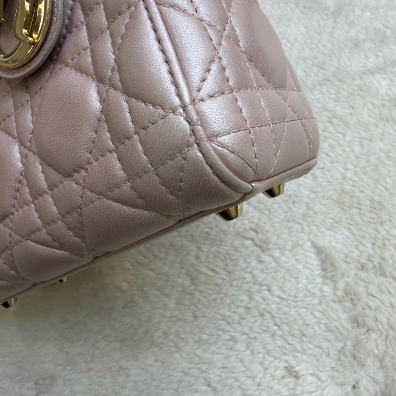 Dior 迪奥 三格戴妃珠光粉 编码 尺寸:17*14*7-17