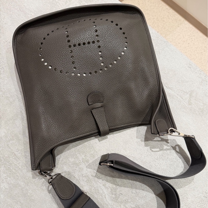 Hermes 愛馬仕Evelyne Bag GM 灰 銀釦 伊芙琳包 III 33 EV33 肩背包 斜背包 側背包-1