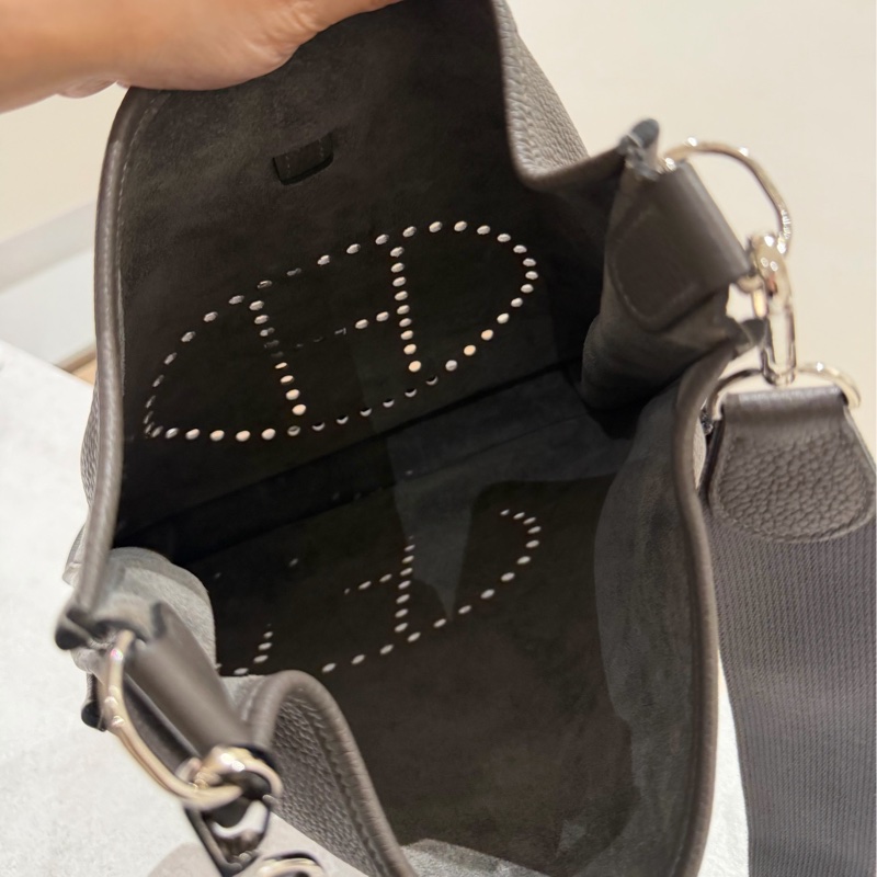Hermes 愛馬仕Evelyne Bag GM 灰 銀釦 伊芙琳包 III 33 EV33 肩背包 斜背包 側背包-18