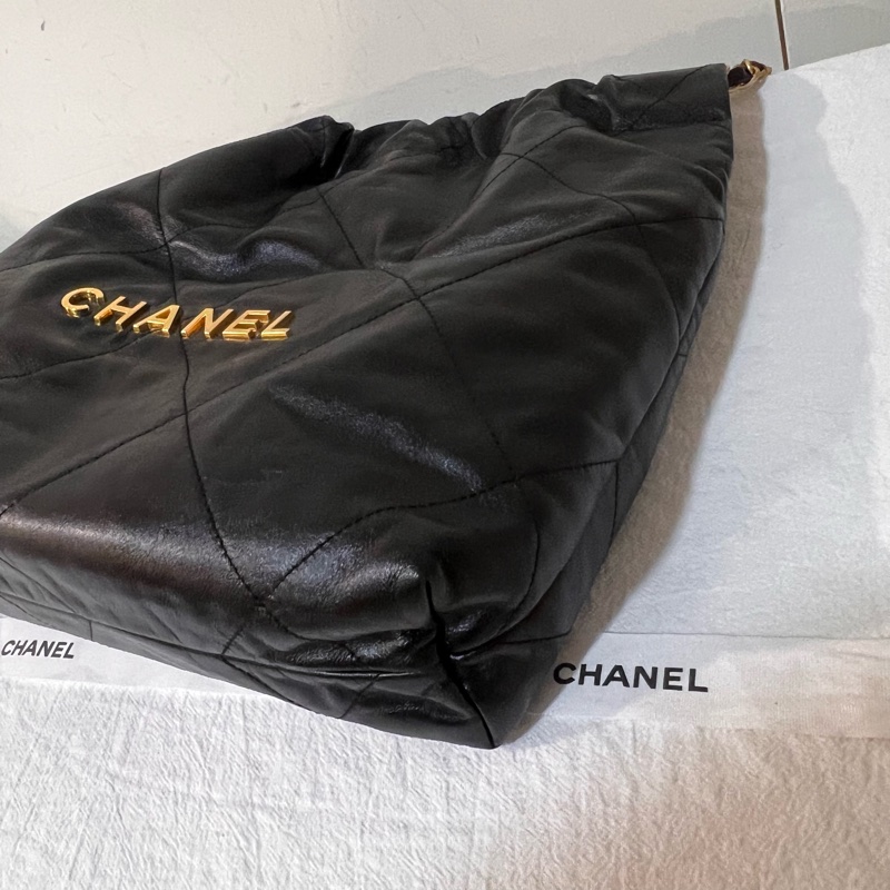 ෆ Chanel 22bag 黑金垃圾袋 小號-11