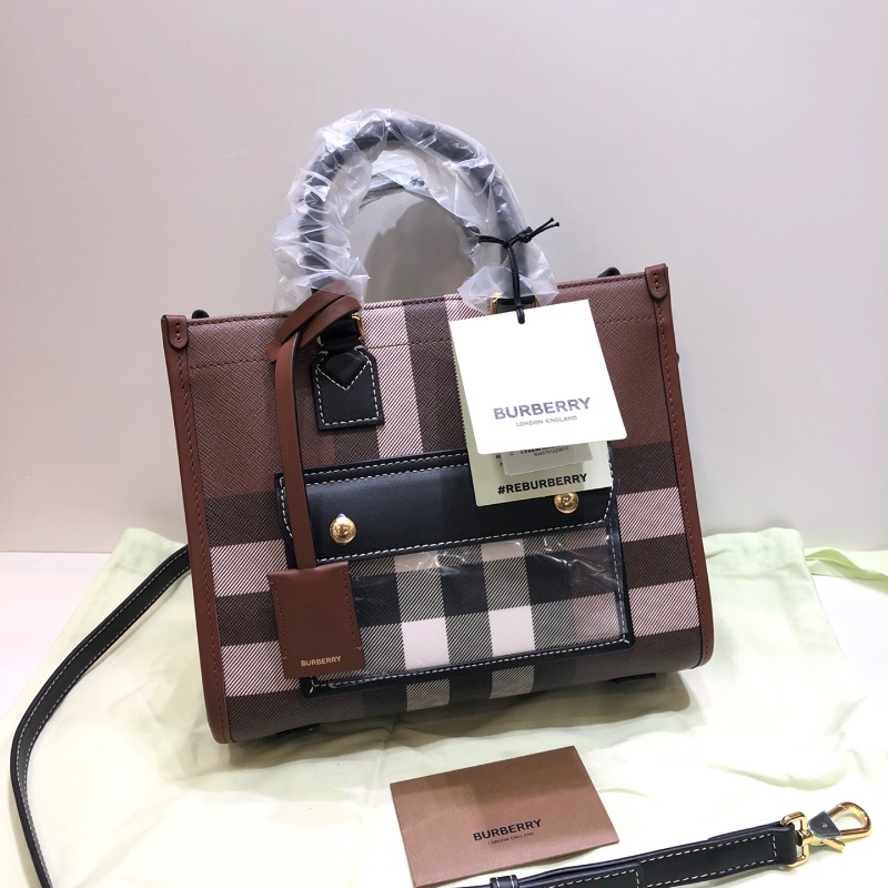 Burberry Freya 8069661-0