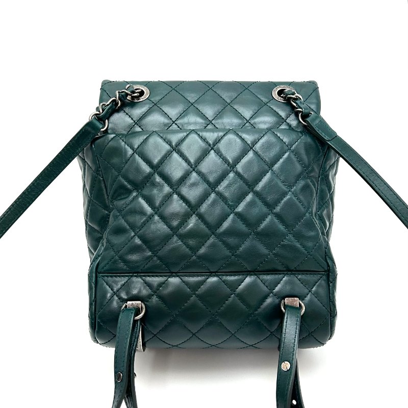 CHANEL 綠色銀扣油蠟牛皮 薩爾蘇堡後背包20*22*10 98新配件塵袋 保卡-6
