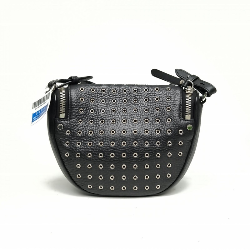 Burberry 黑色牛皮斜挎包-2