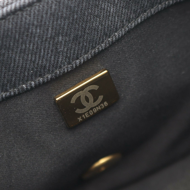 香奈兒 (CHANEL) 絎縫小號翻蓋鏈肩背包 AS3134 黑色牛仔布 金色五金 二手-4