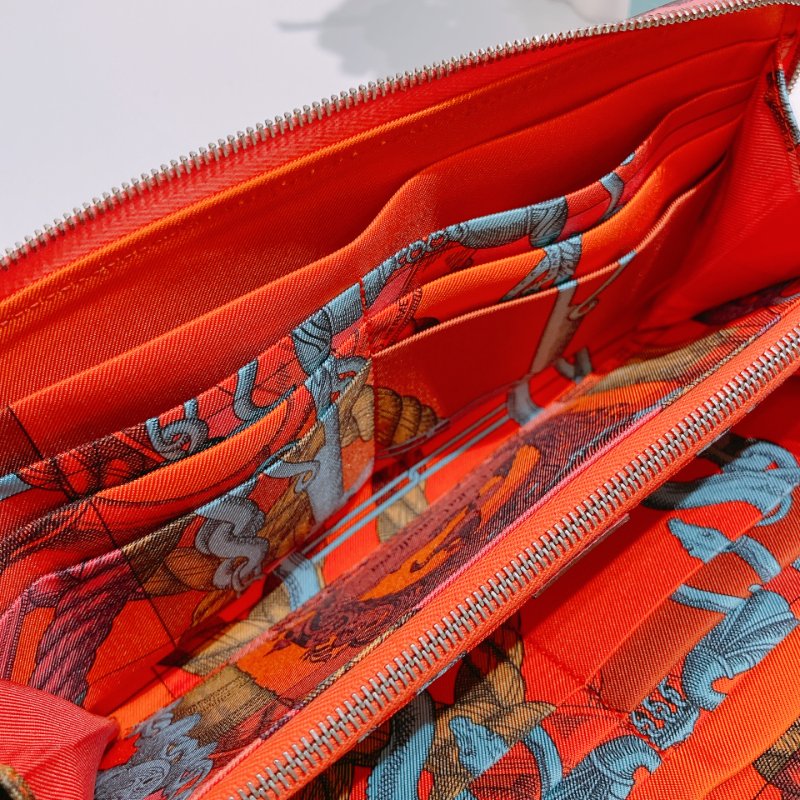 TW4842 Hermes 愛馬仕單色拉鍊長銀包 Silk In Long Wallet Rose Azalee Epsom-13