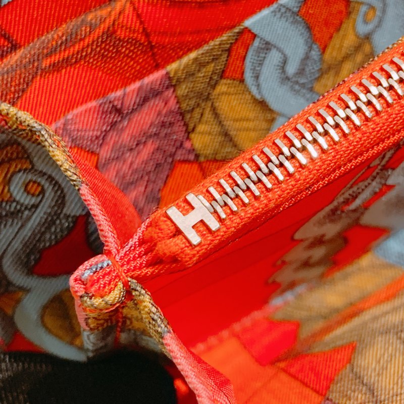 TW4842 Hermes 愛馬仕單色拉鍊長銀包 Silk In Long Wallet Rose Azalee Epsom-16