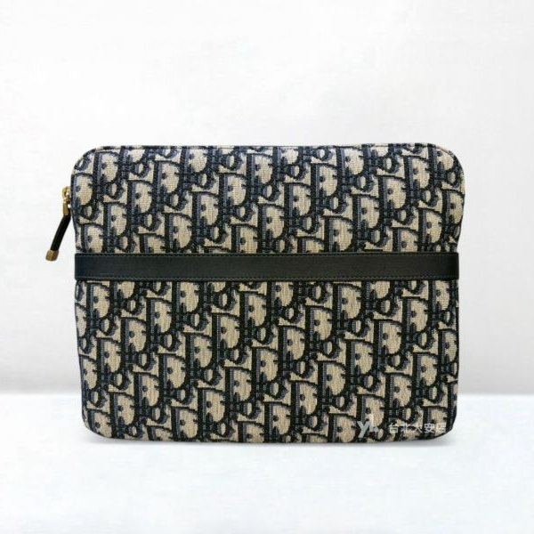 A13161-DIOR 老花刺繡拉鍊手拿包S5476CTZQ_M928-0