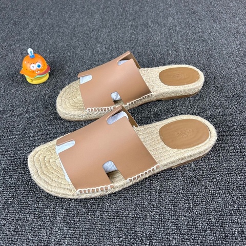 Hermes 愛馬仕棕色草編露趾拖鞋 尺碼：42 碼🧡已貼底