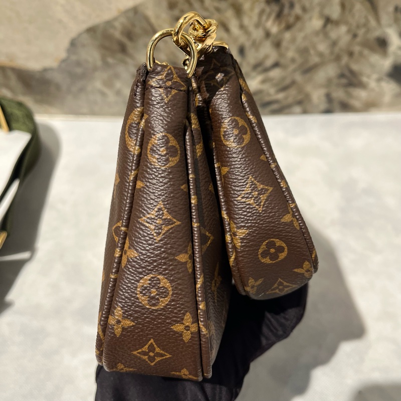 Louis Vuitton綠背袋三合一麻將包-1