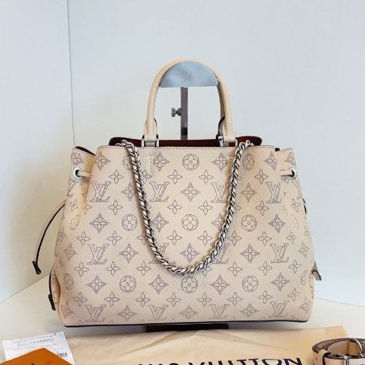 芯片款 路易威登/Louis Vuitton 米色全皮 Bella tote 月光女神水桶包 銀扣-5