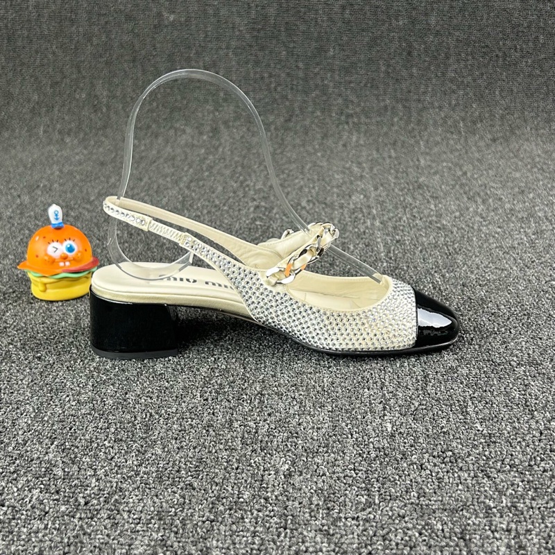 Miu Miu繆繆水鑽鏈條涼鞋 尺碼:35 🧡-3
