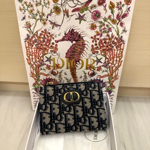 Dior 30 Montaigne Dahlia 短夾
