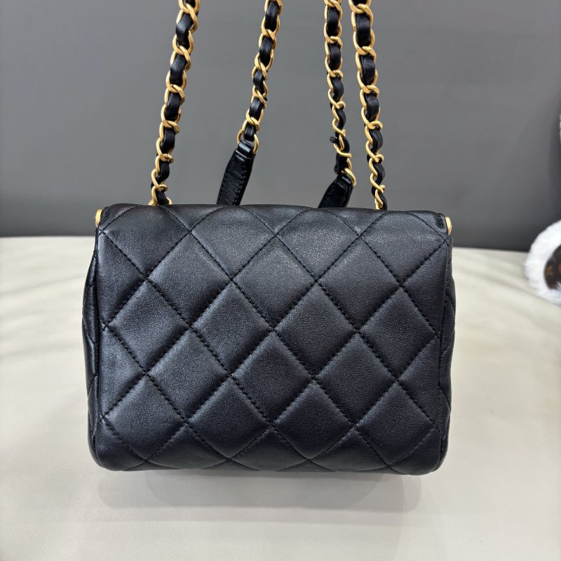 近新品 香奈兒/Chanel 黑金kiss lock蛙口鏈條包 芯片款-1