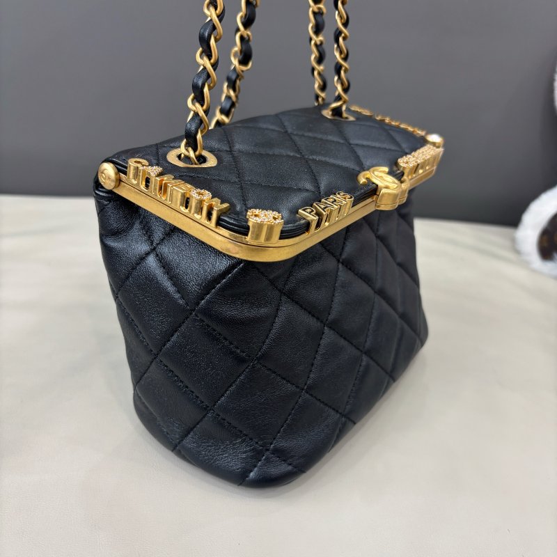 近新品 香奈兒/Chanel 黑金kiss lock蛙口鏈條包 芯片款-2