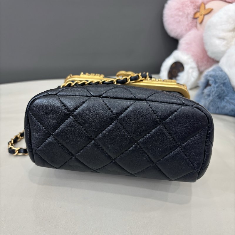 近新品 香奈兒/Chanel 黑金kiss lock蛙口鏈條包 芯片款-4