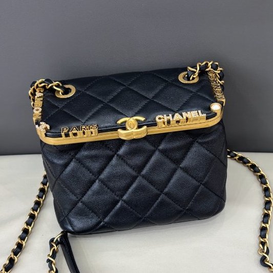近新品 香奈兒/Chanel 黑金kiss lock蛙口鏈條包 芯片款-5