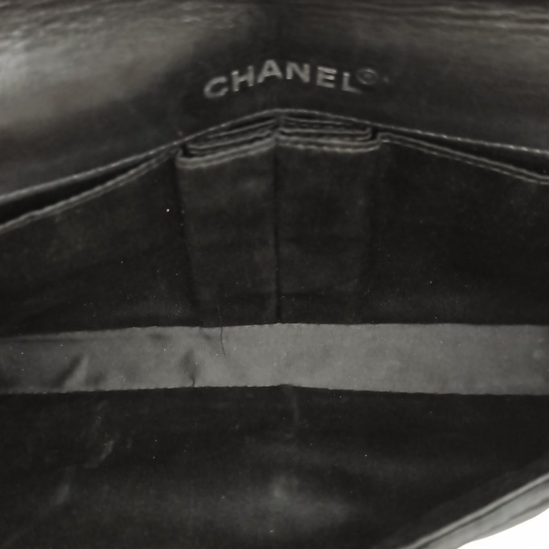 CHANEL 黑色7開黑扣中古soblack布面冰格包-5