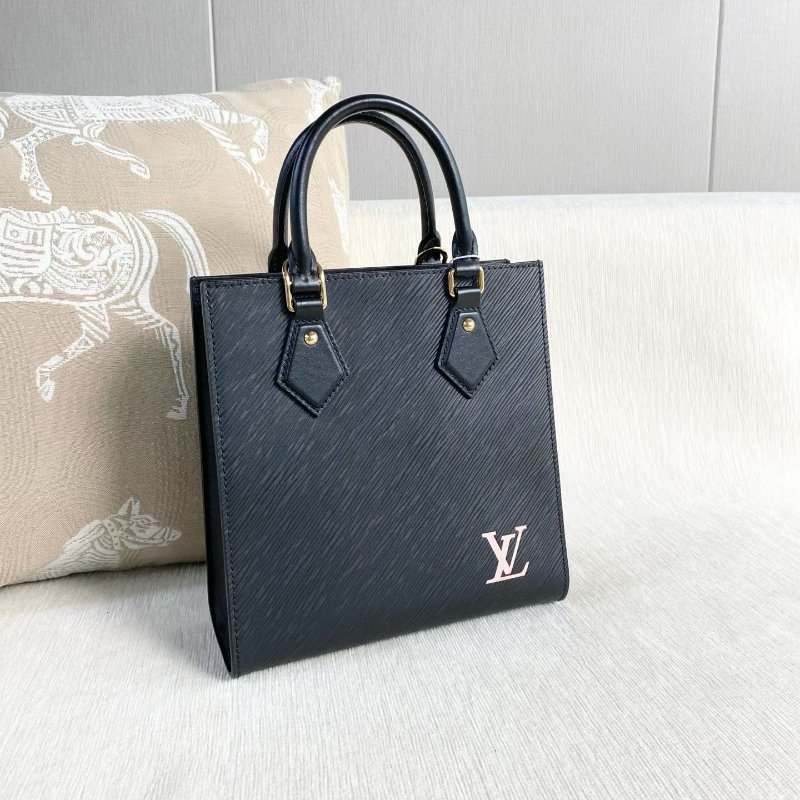 LV Sac Plat BB黑色全皮水波紋琴譜包 芯片款 黑金 金扣 牛皮21*22*9 99新配件肩帶 塵袋-3