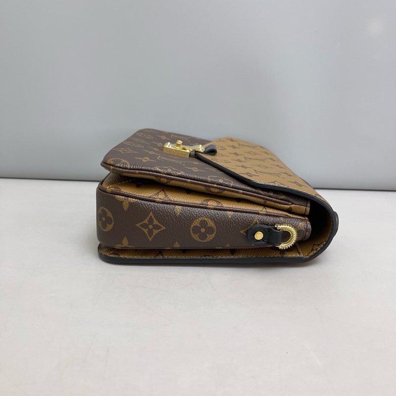✨Louis Vuitton路易威登Pochette老花拼色郵差包 芯片,98新成色很好 ❤️正品保障-2