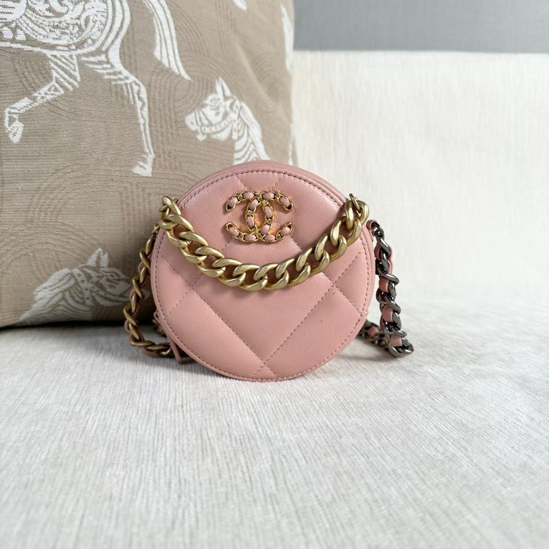 Chanel 19bag小圓餅mini 粉色 金扣 羊皮 15*12*5.5 98新配件塵袋-1