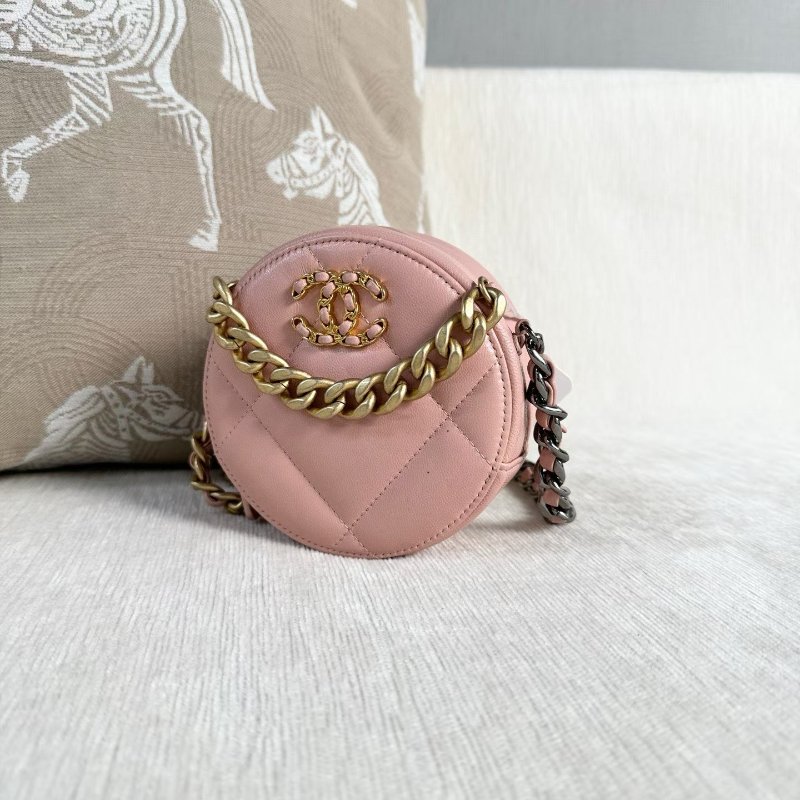 Chanel 19bag小圓餅mini 粉色 金扣 羊皮 15*12*5.5 98新配件塵袋-2