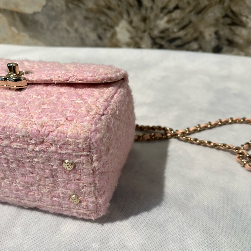 Chanel粉色毛呢方型化妝盒-4