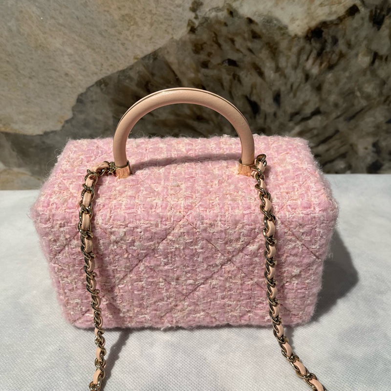 Chanel粉色毛呢方型化妝盒-5