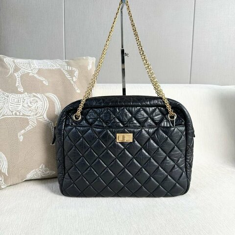 Chanel 黑金2.55鏈條相機包 黑色 金扣 油蠟皮 32*23*10 99新配件塵袋