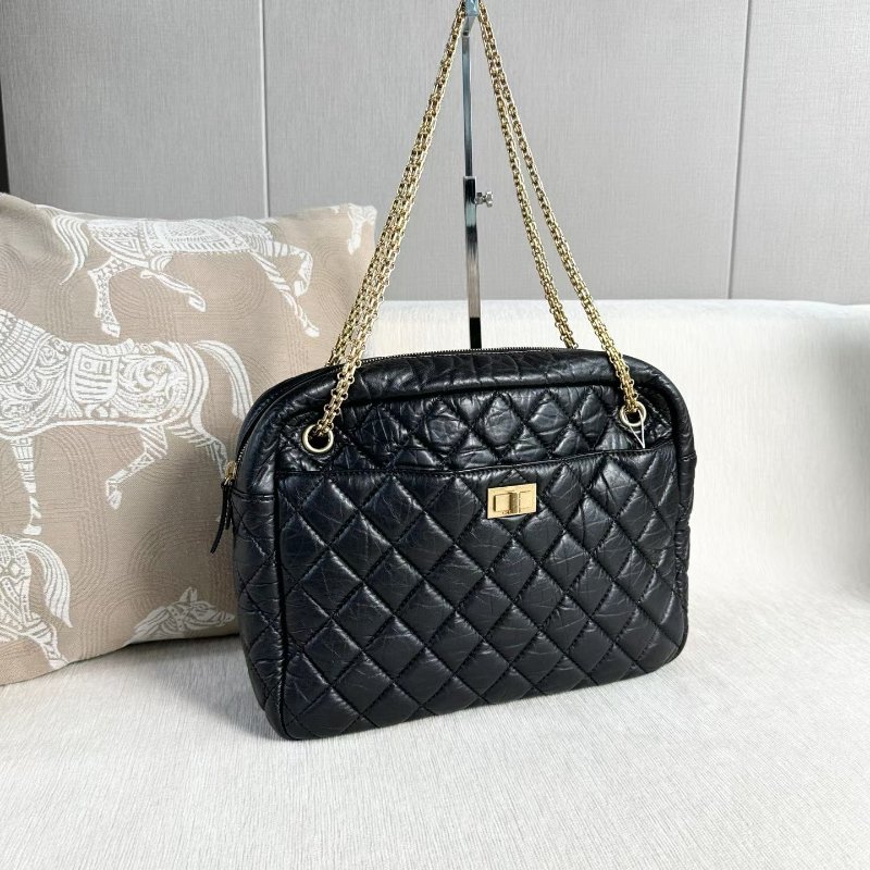 Chanel 黑金2.55鏈條相機包 黑色 金扣 油蠟皮 32*23*10 99新配件塵袋-1