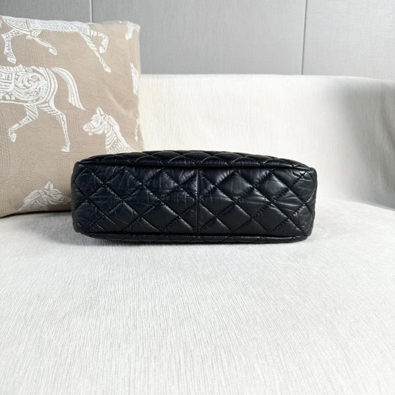Chanel 黑金2.55鏈條相機包 黑色 金扣 油蠟皮 32*23*10 99新配件塵袋-3