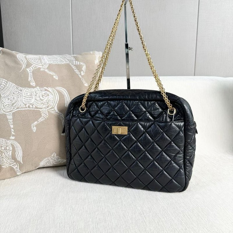 Chanel 黑金2.55鏈條相機包 黑色 金扣 油蠟皮 32*23*10 99新配件塵袋-4