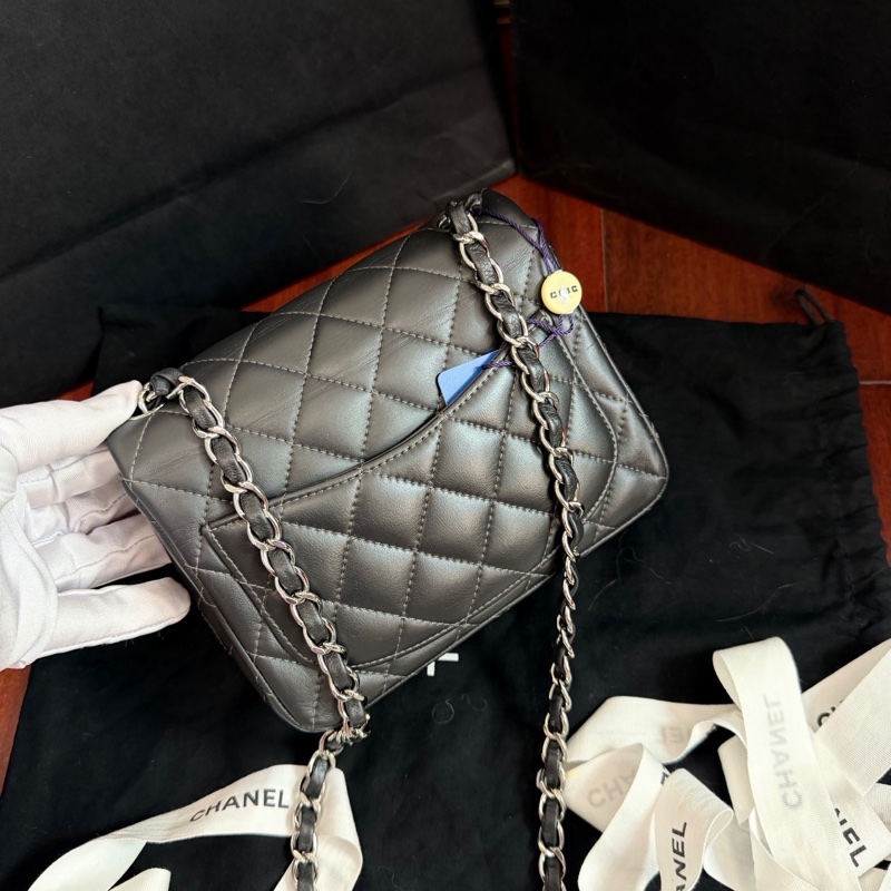 Chanel • Cf 17 經典碳灰色羊皮銀釦方胖子-3