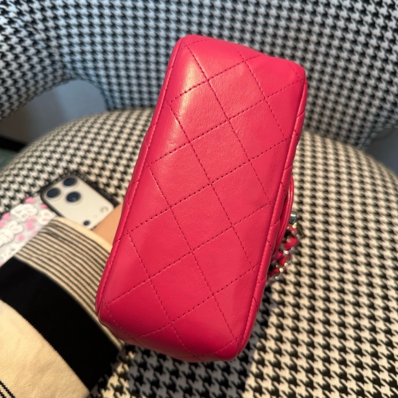 Chanel • Cf 17 經典唇膏粉銀釦羊皮方胖子 有卡-7