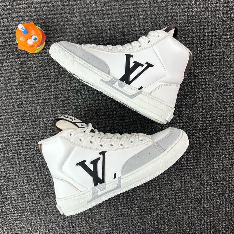 Louis Vuitton路易威登白色錯位板鞋 尺碼:35 碼🧡-3