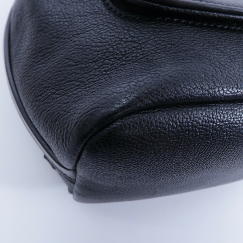 CHANEL 牛皮皮革Backpack鏈帶背包-13