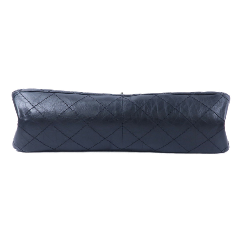 CHANEL 牛皮皮革2.55 Jumbo鏈帶肩背袋-3