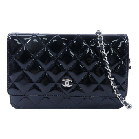 CHANEL 漆皮皮革Wallet On Chain鏈帶肩背袋