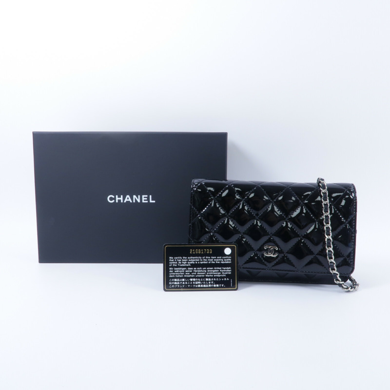 CHANEL 漆皮皮革Wallet On Chain鏈帶肩背袋-10