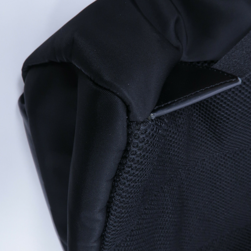 FENDI 牛皮皮革/尼龍Backpack背包-13