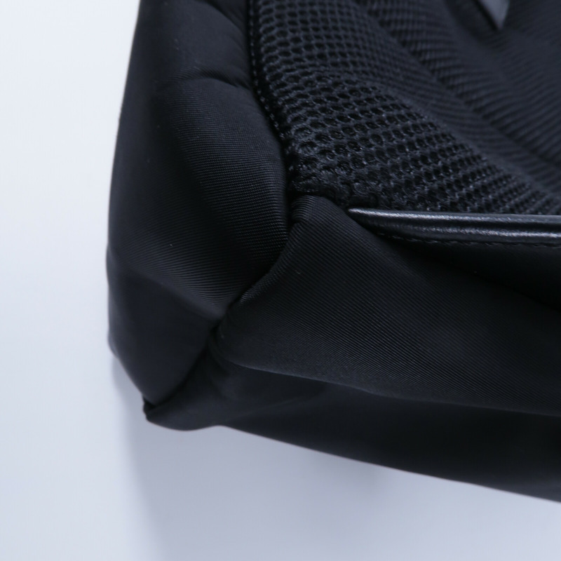FENDI 牛皮皮革/尼龍Backpack背包-14