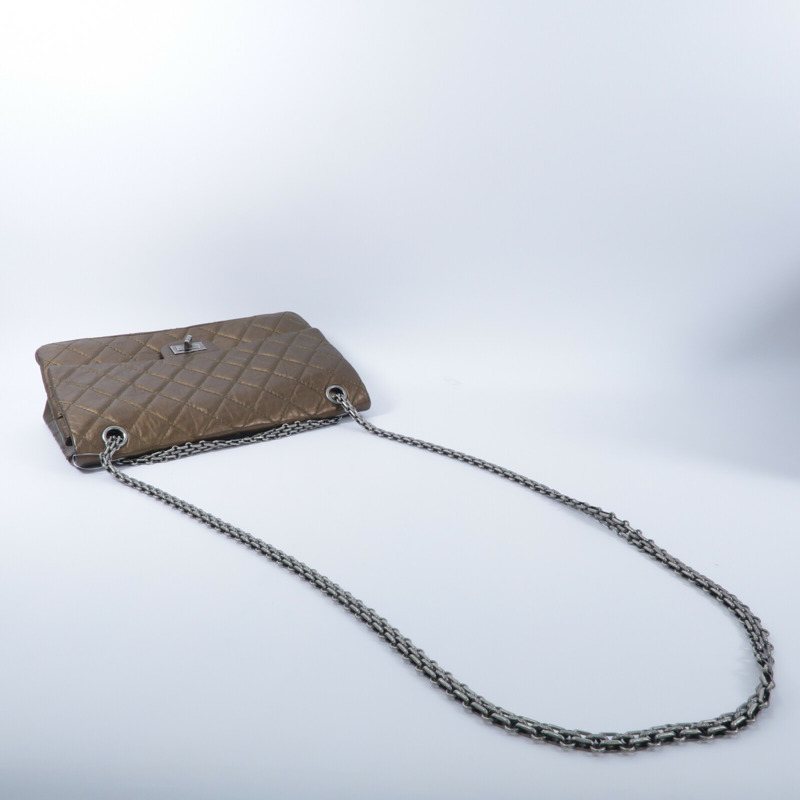 CHANEL 牛皮皮革2.55 Medium鏈帶肩背袋-9