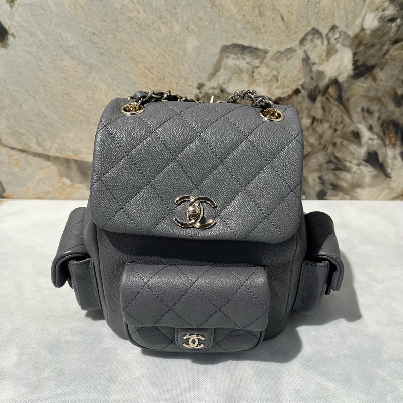 Chanel Duma後背包三口袋-0