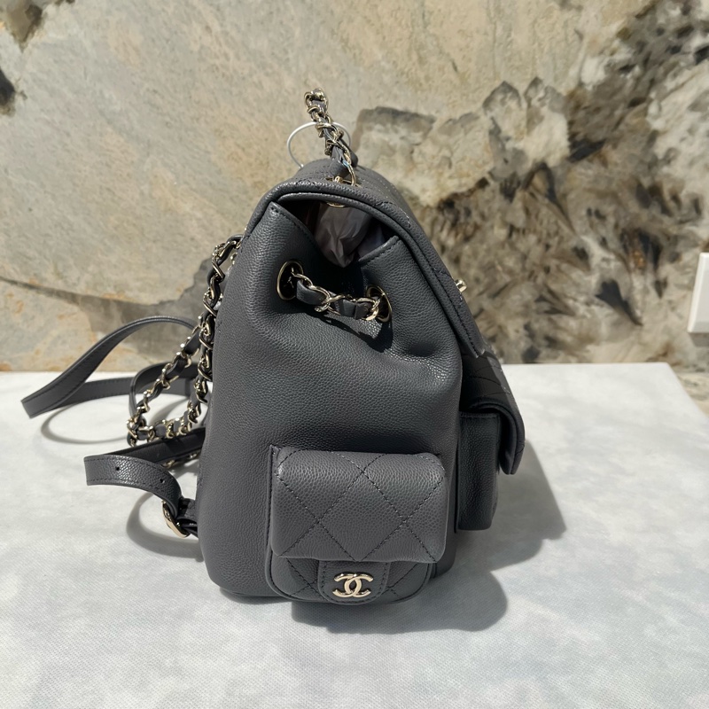 Chanel Duma後背包三口袋-1