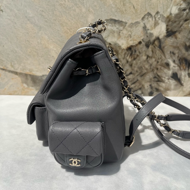 Chanel Duma後背包三口袋-2